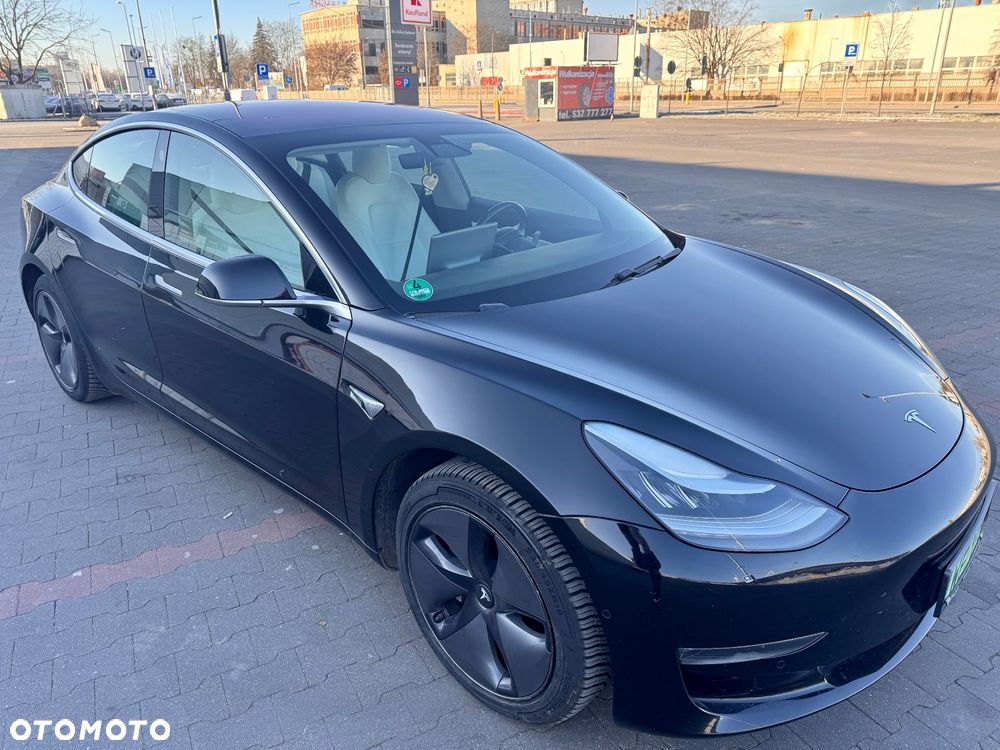 Tesla Model 3 - 17