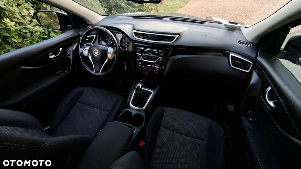 Nissan Qashqai 1.6 DCi ALL-MODE 4x4i ACENTA - 17