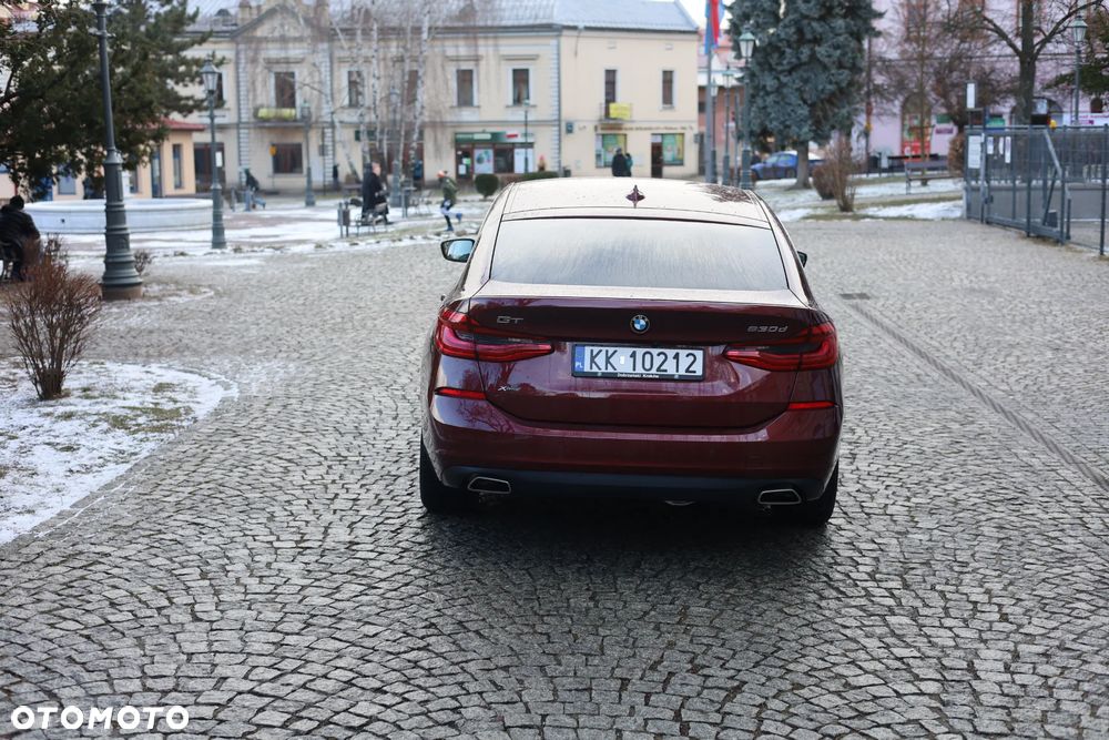 BMW Seria 6 ver-630d-xdrive-mhev-luxury-line - 3