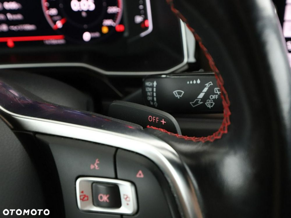 Volkswagen Polo 2.0 TSI DSG GTI - 33