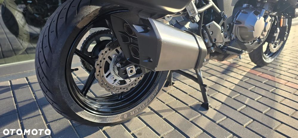 Kawasaki Versys 1000 - 21