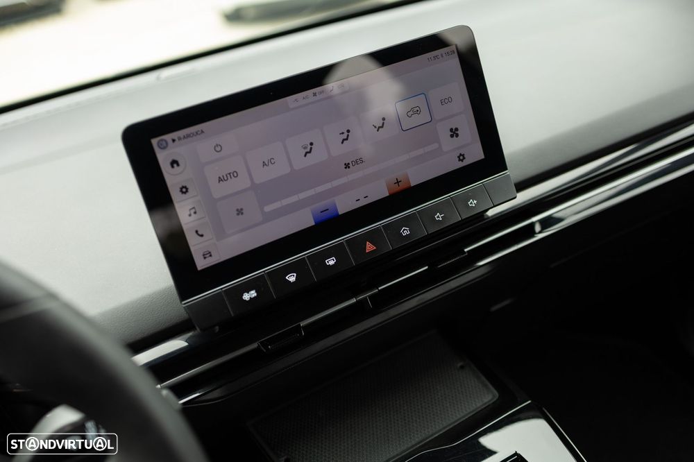 MG MG4 51 kWh Standard - 32