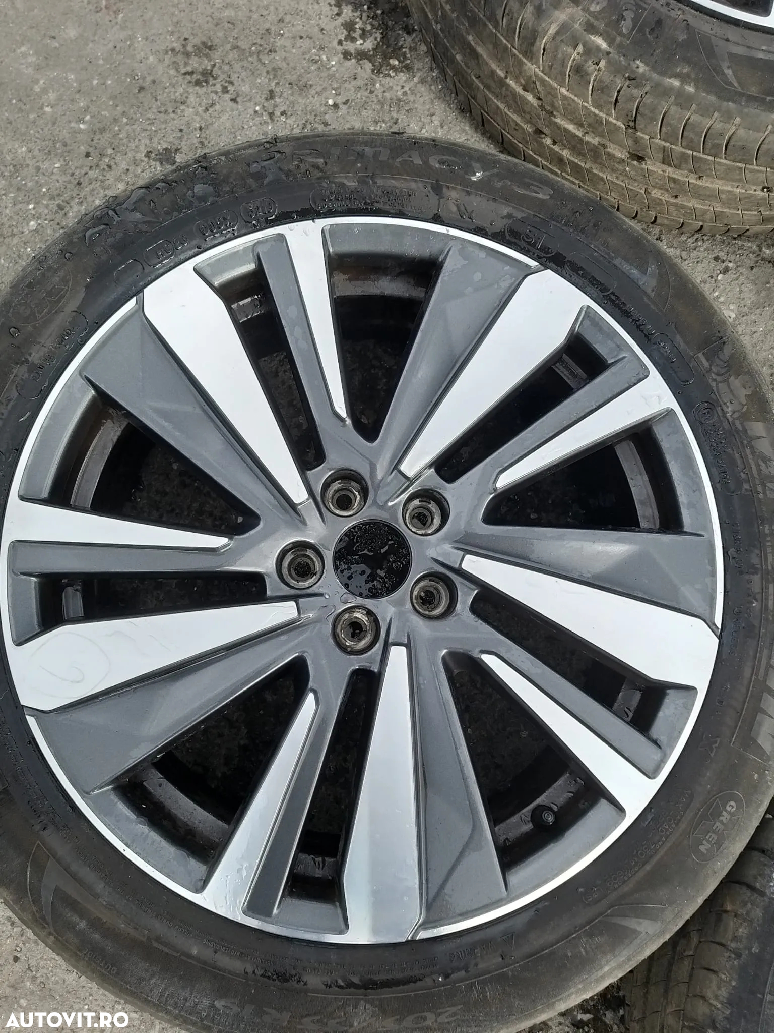 Vand Set 4 x Jante pentru Peugeot 3008, Jante Aliaj Cu Cauciucuri Michelin 205/55R19, ET38 cod: 9809685477 - 3