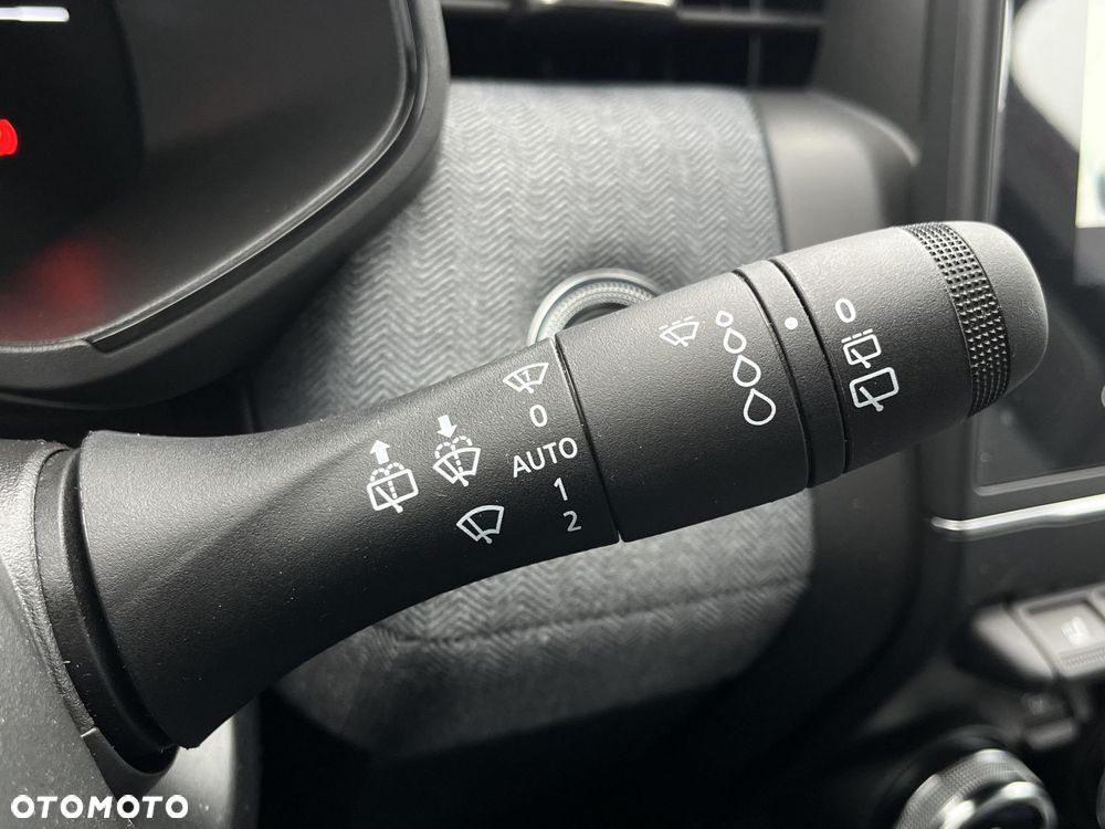Renault Clio - 22