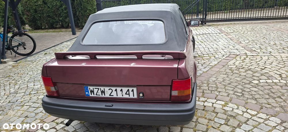 Ford Escort - 8