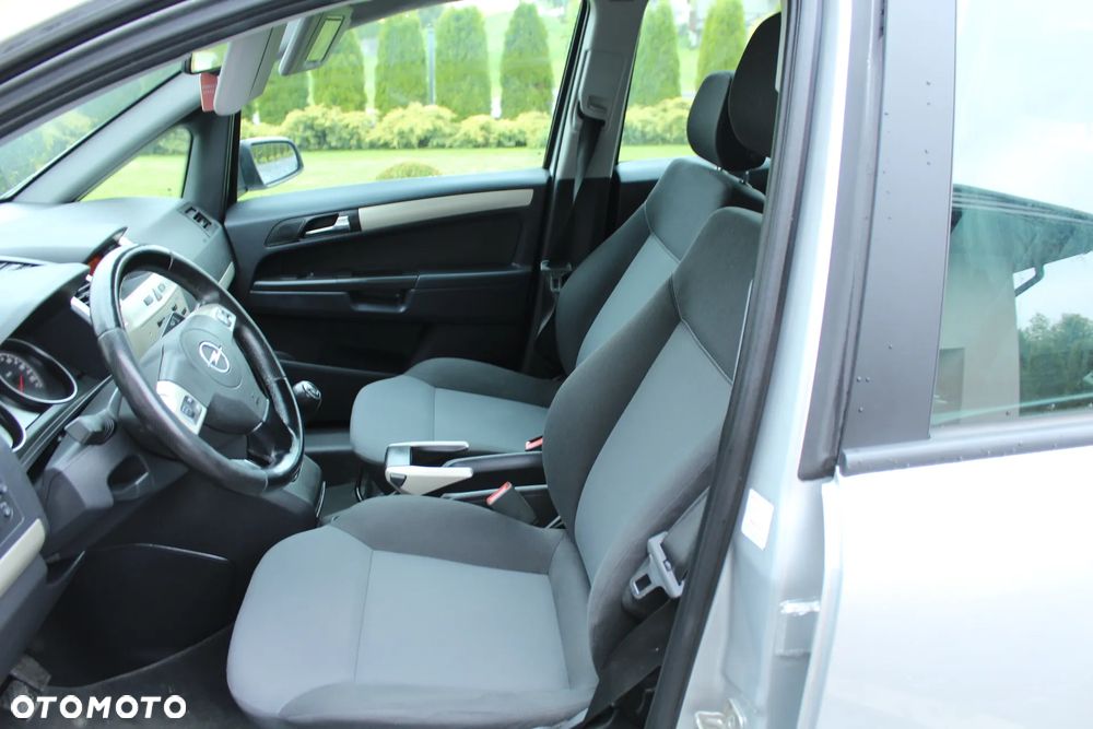 Opel Zafira 1.9 CDTI Cosmo - 9