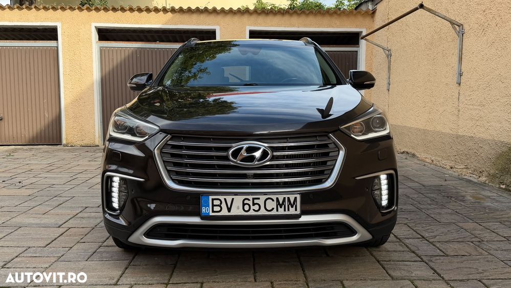 Hyundai Grand Santa Fe 2.2 CRDi ISG 4WD Aut. Luxury - 2