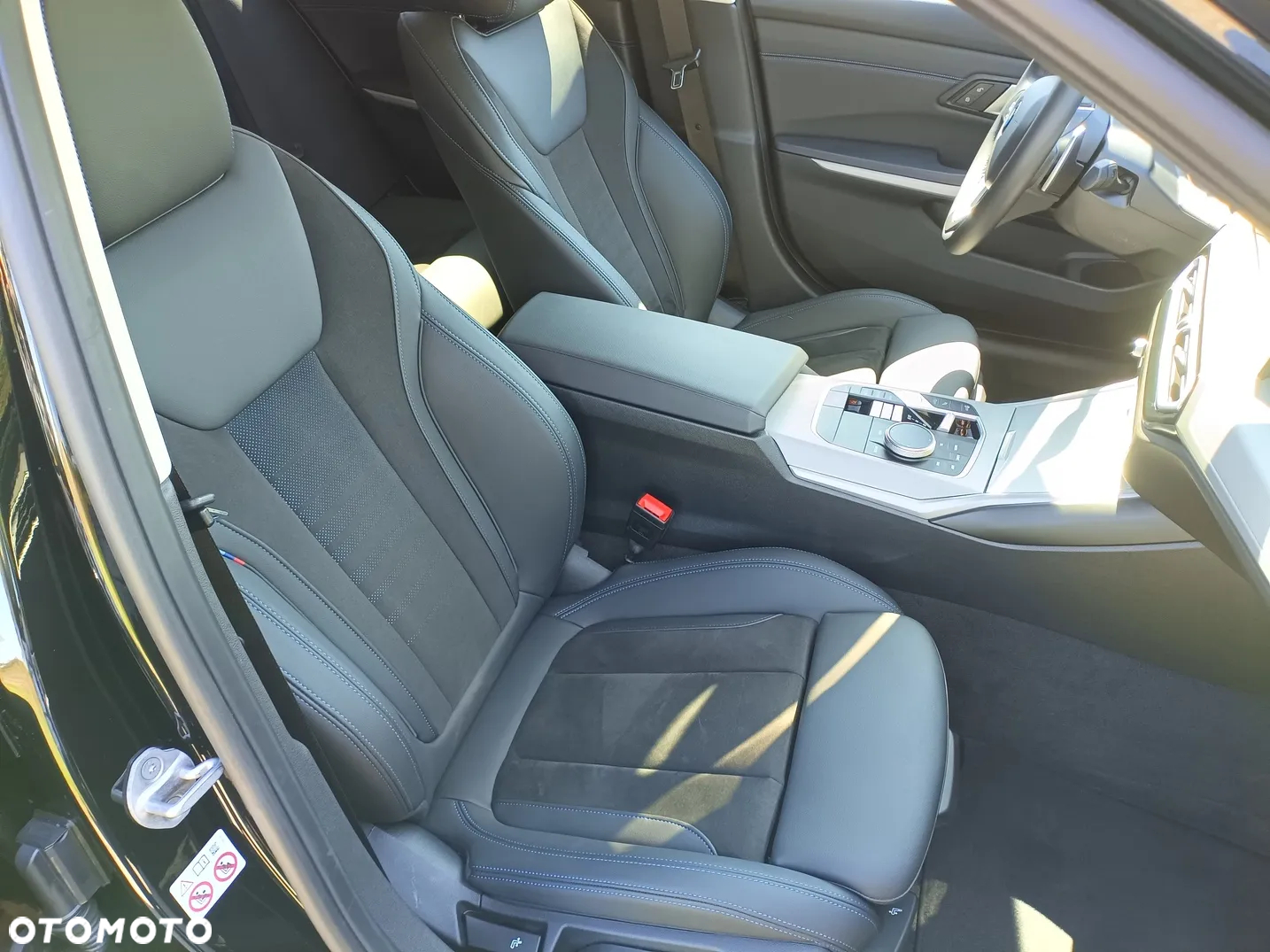 BMW Seria 3 318i Touring Sport Line - 20