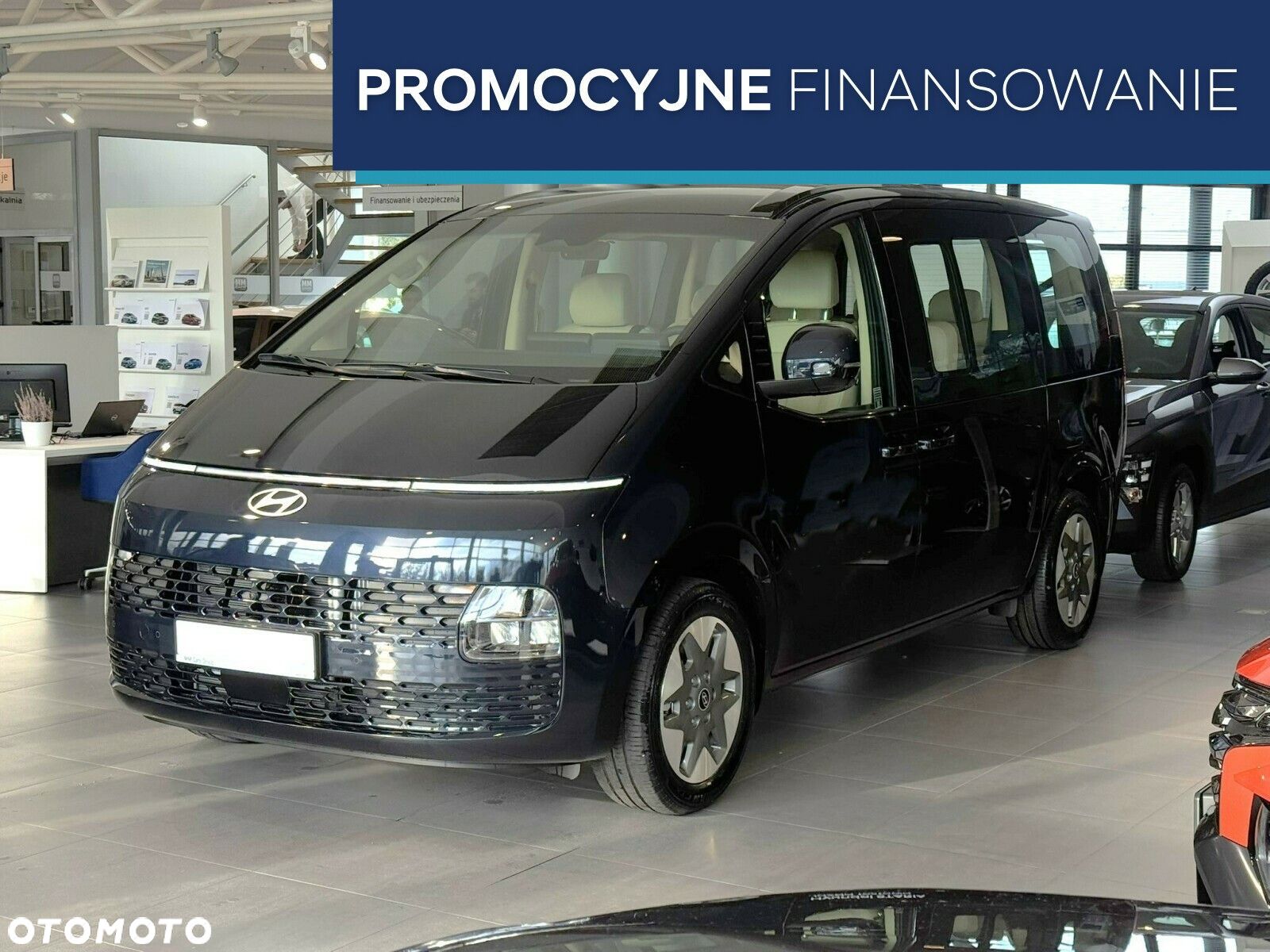 Hyundai Staria - 1