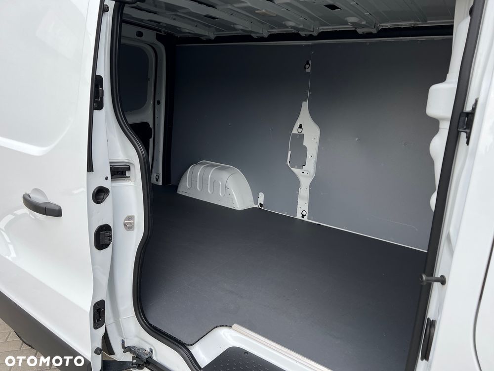 Renault Trafic L2H1 - 22