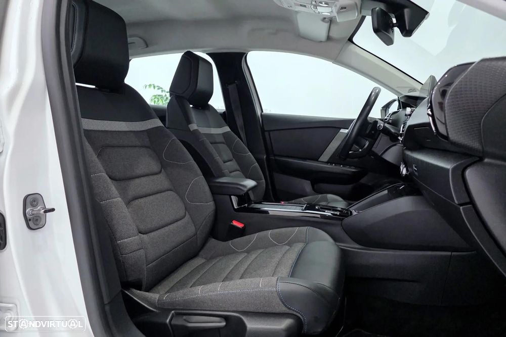 Citroën C4 1.2 PureTech Shine EAT8 - 13