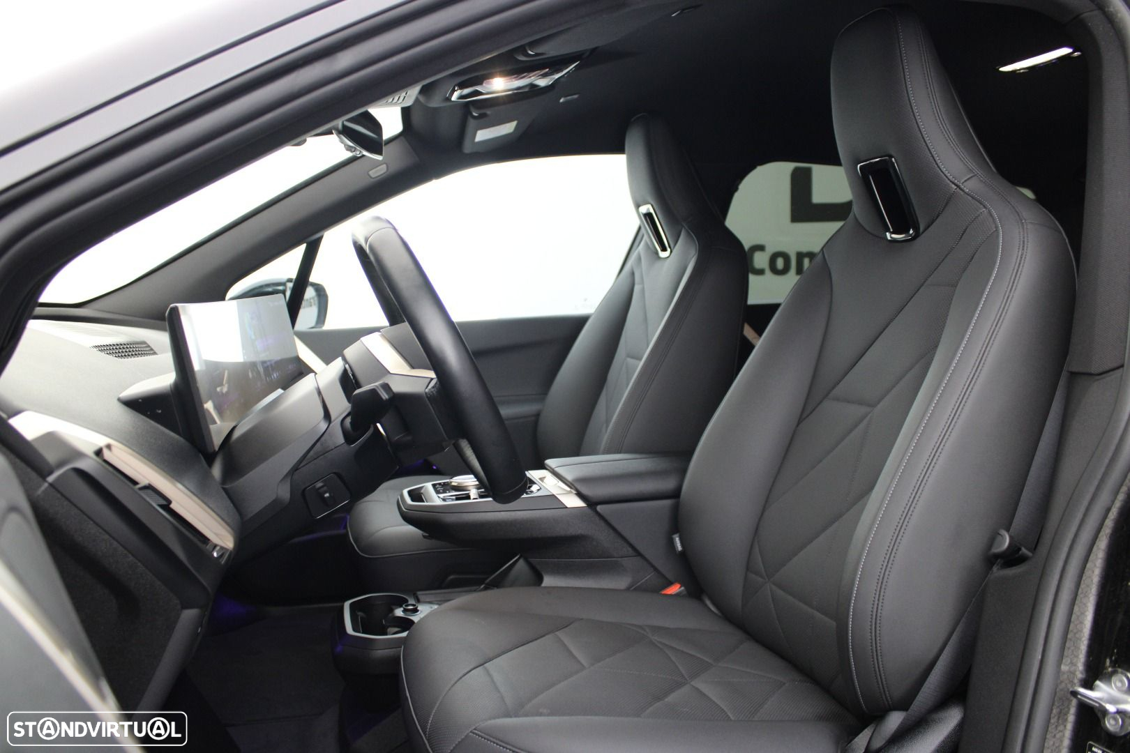 BMW iX xDrive 40 Pack Desportivo - 27