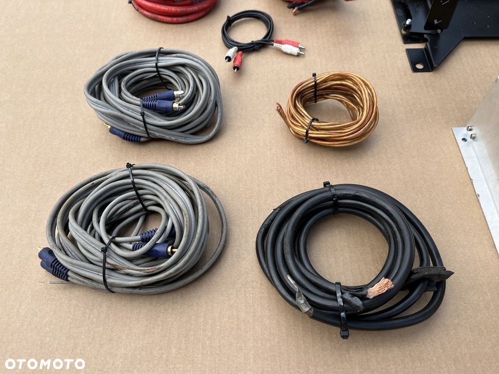 WZMACNIACZ SAMOCHODOWY KENWOOD KAC 644 MAGNAT THE ROCK 400 KABLE KOMPLET OKABLOWANIE - 2