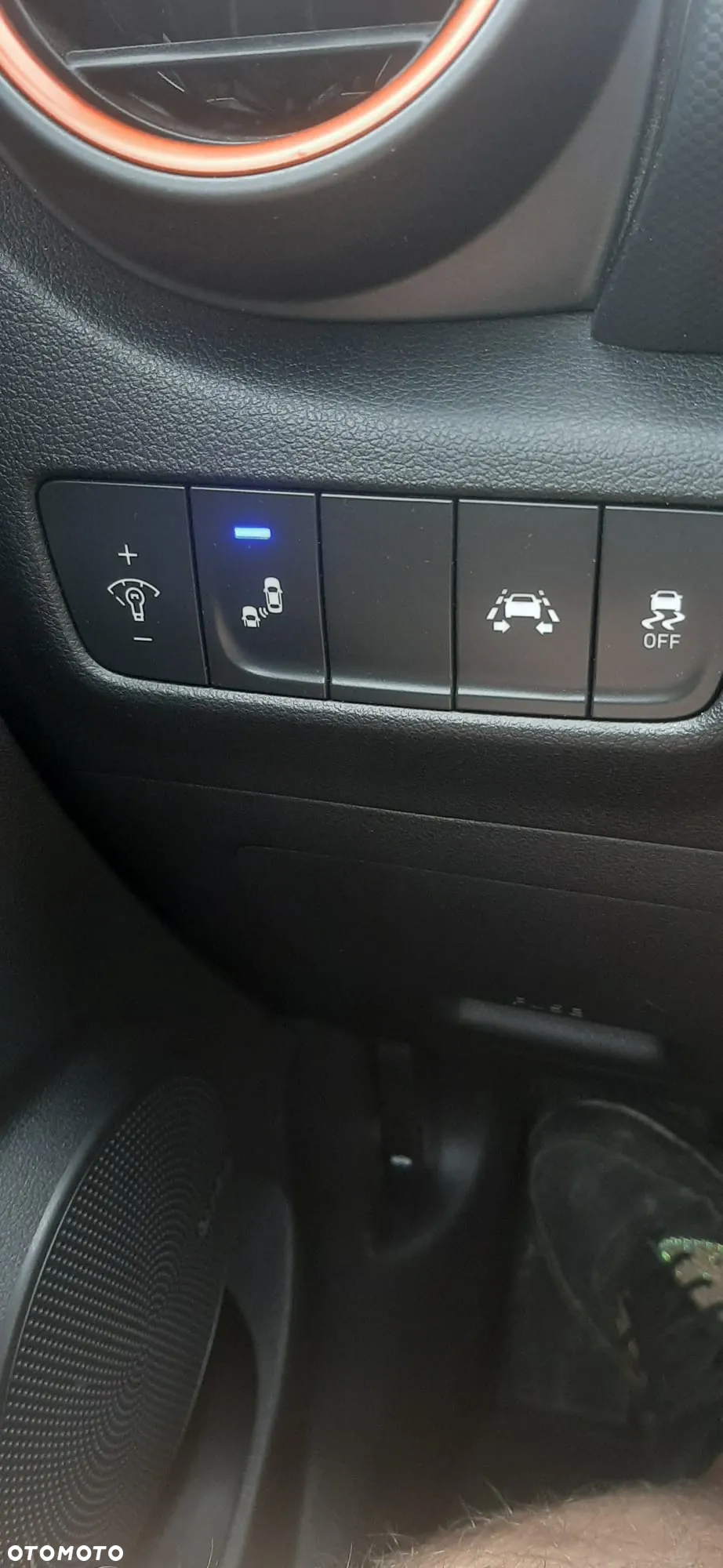 Hyundai Kona - 11