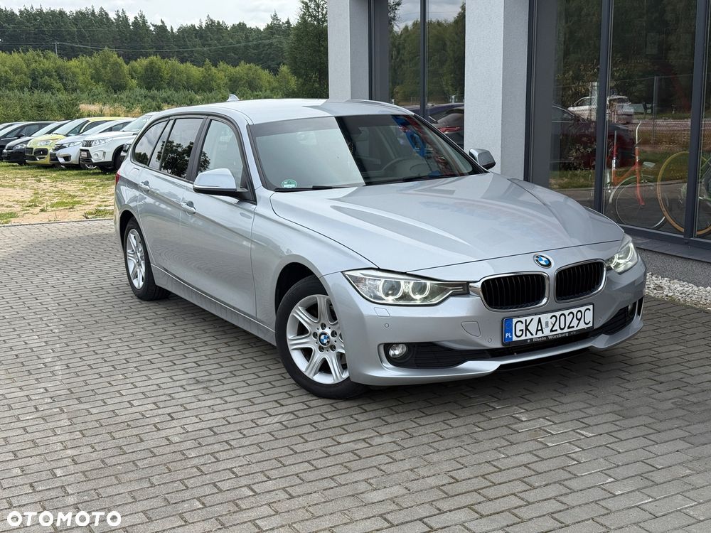 BMW Seria 3 318d Sport Line - 4