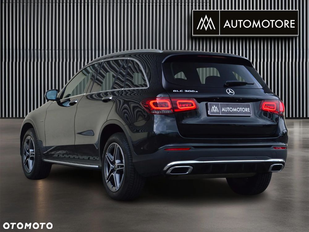 Mercedes-Benz GLC 300 e 4-Matic - 8