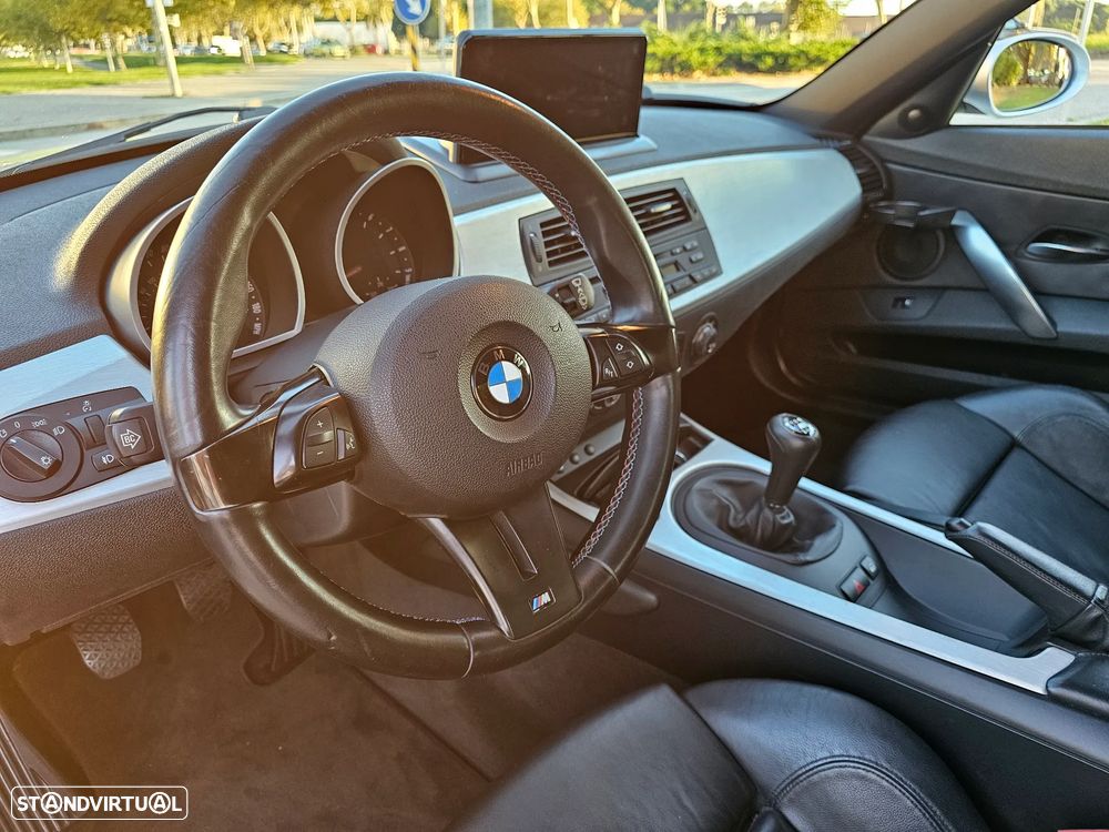 BMW Z4 Coupe 3.0si - 18