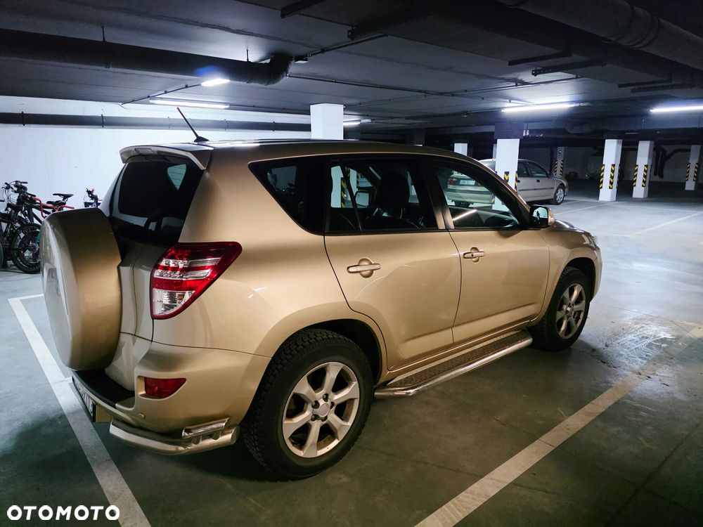 Toyota RAV4 2.0 VVT-i Premium MS - 18