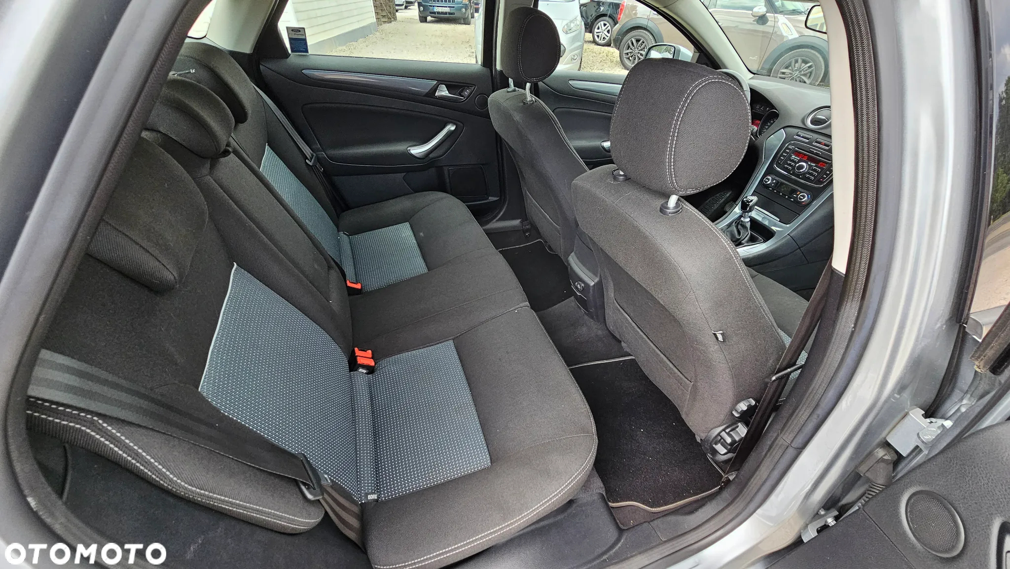 Ford Mondeo 1.6 T Trend - 8
