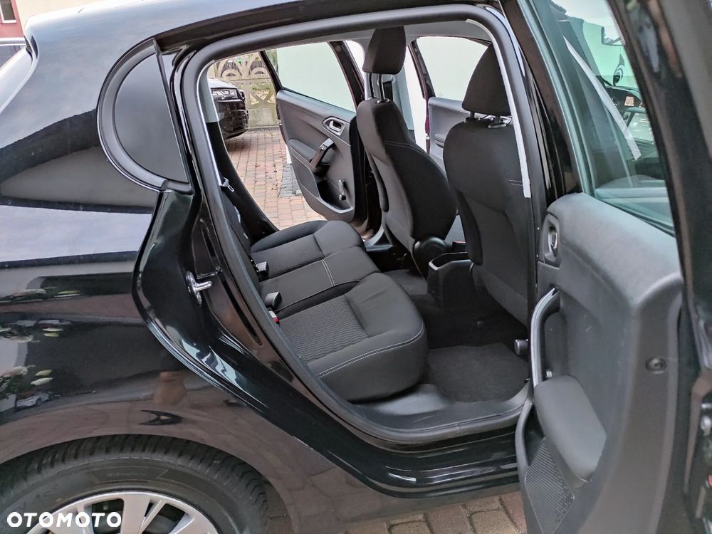 Peugeot 208 68 VTI Active - 36
