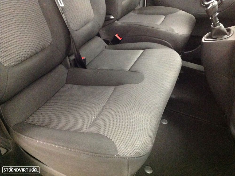 Renault Trafic 2.0 dCi L1H1 1.0T Luxe SS - 32