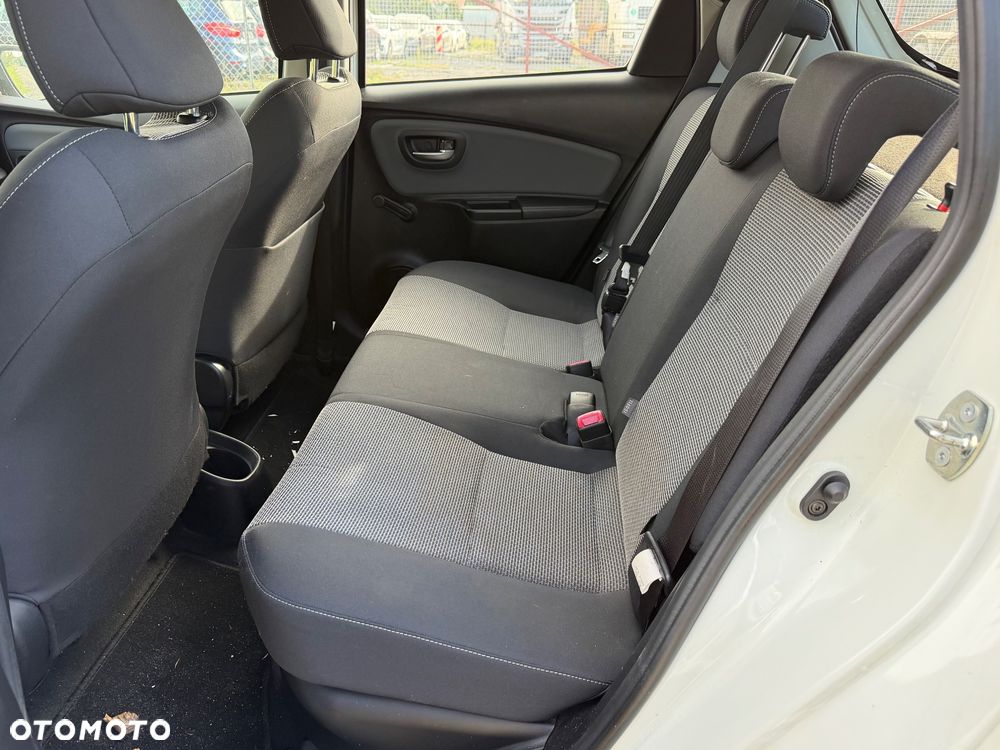 Toyota Yaris - 17