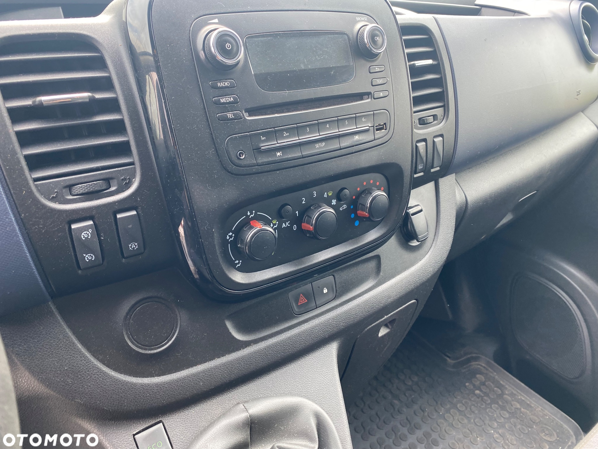 Opel Vivaro 1.6 D (CDTI) L2H1 S&S - 10