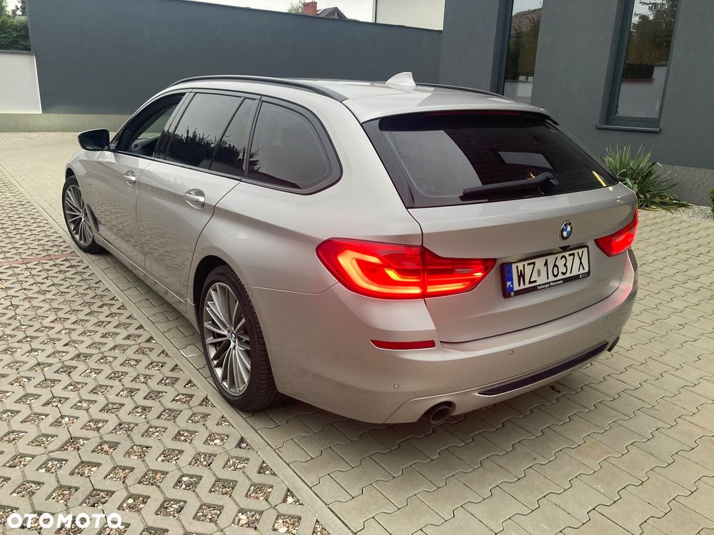 BMW Seria 5 520d Sport Line - 1