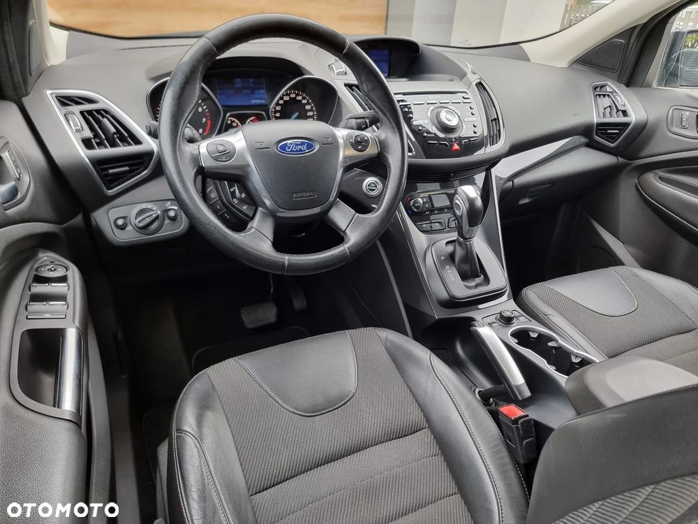 Ford Kuga 1.6 EcoBoost 4WD Titanium - 10
