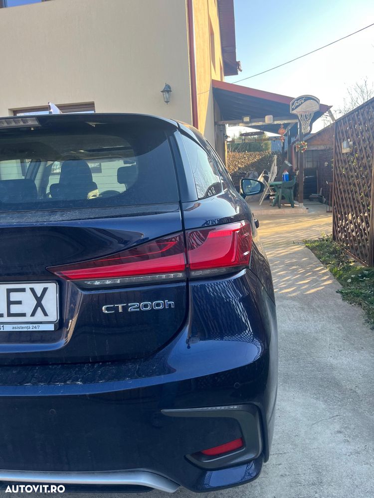 Lexus CT 200h Limited Edition - 8