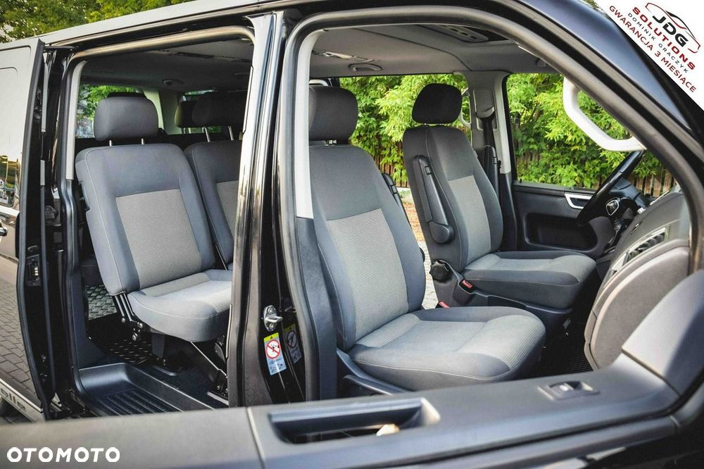 Volkswagen Caravelle - 26