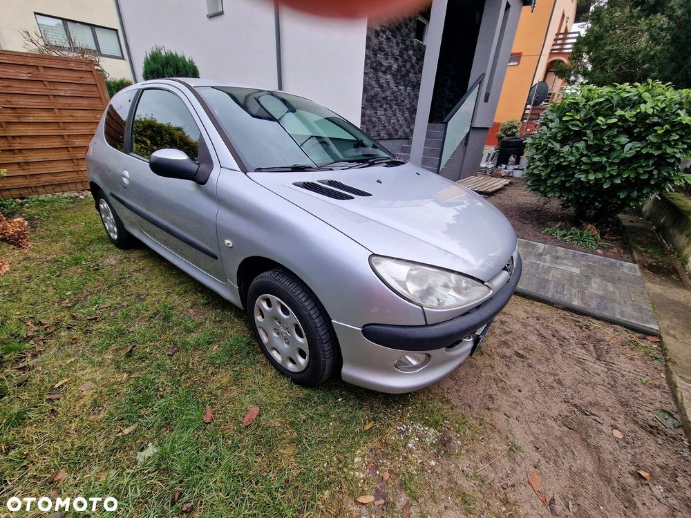 Peugeot 206 - 3