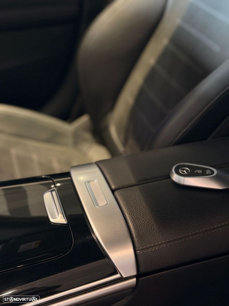 Mercedes-Benz C 300 d AMG Line - 32