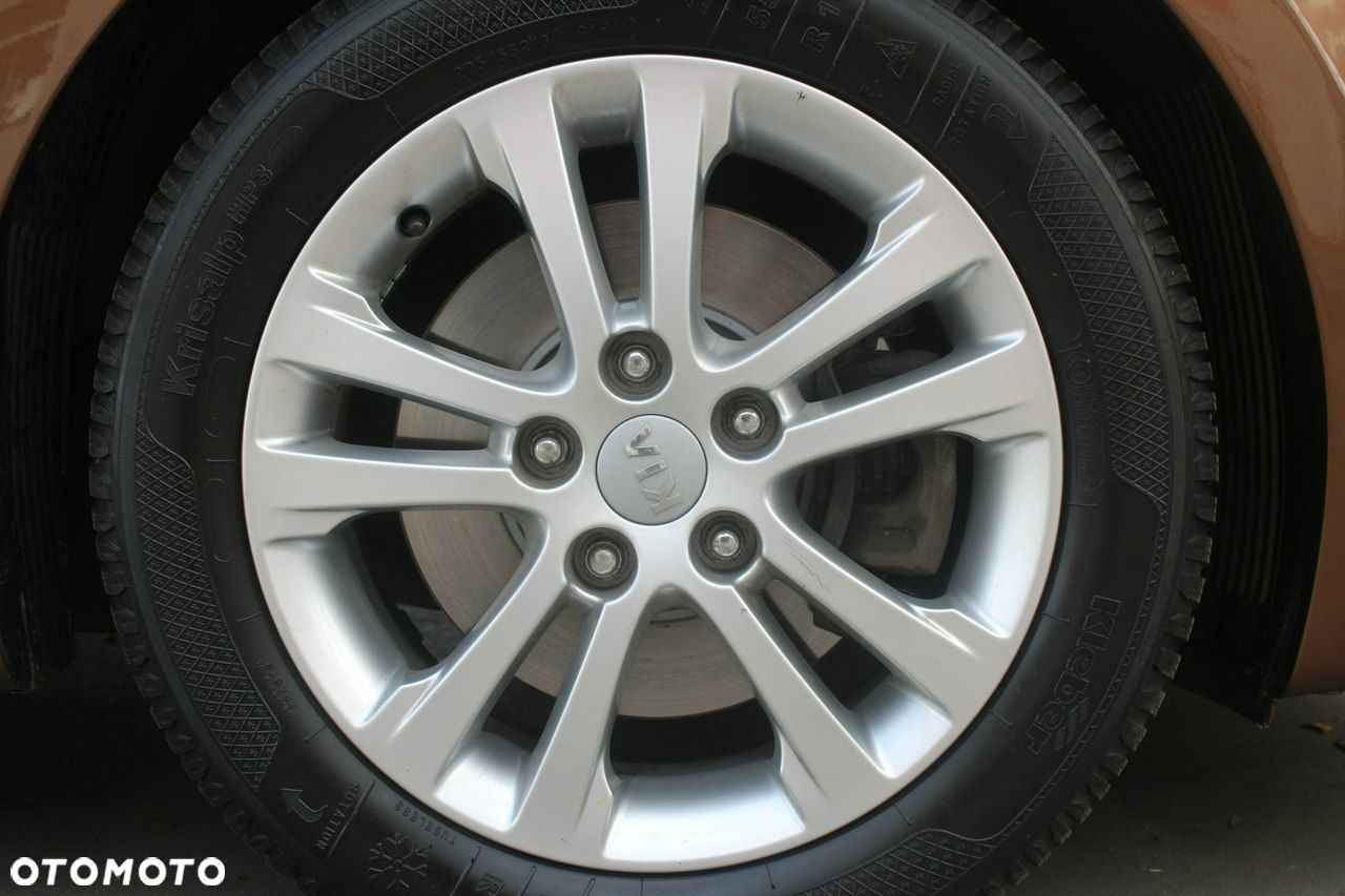Kia Ceed - 30