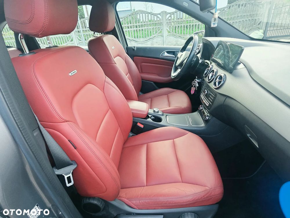Mercedes-Benz Klasa B 200 (CDI) d 7G-DCT AMG Line - 23