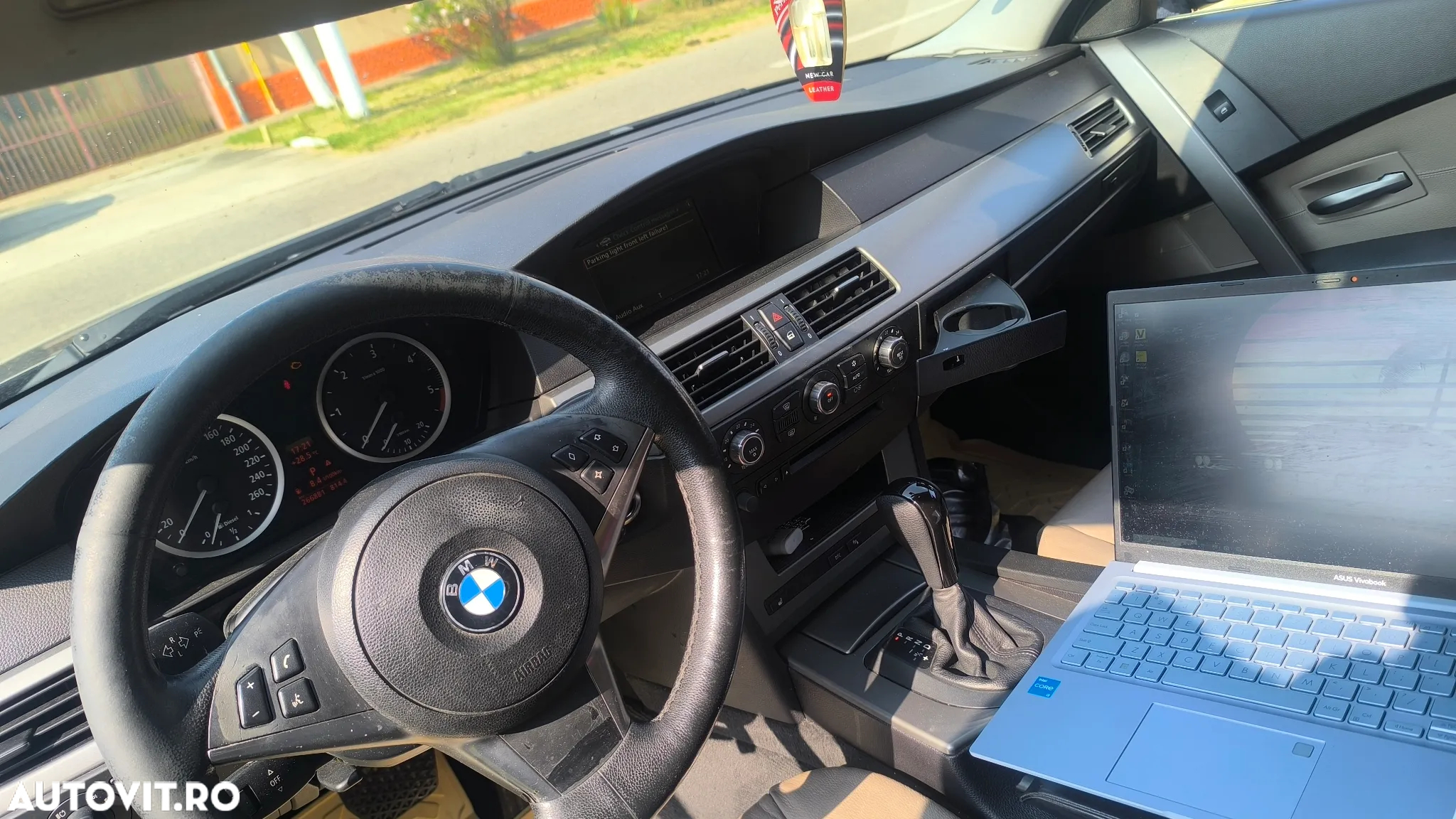 BMW Seria 5 525d Touring Aut. - 6