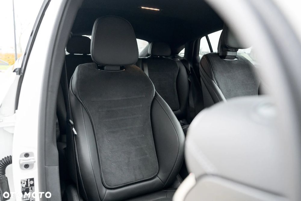 Mercedes-Benz GLC 220 d mHEV 4-Matic AMG Line - 11