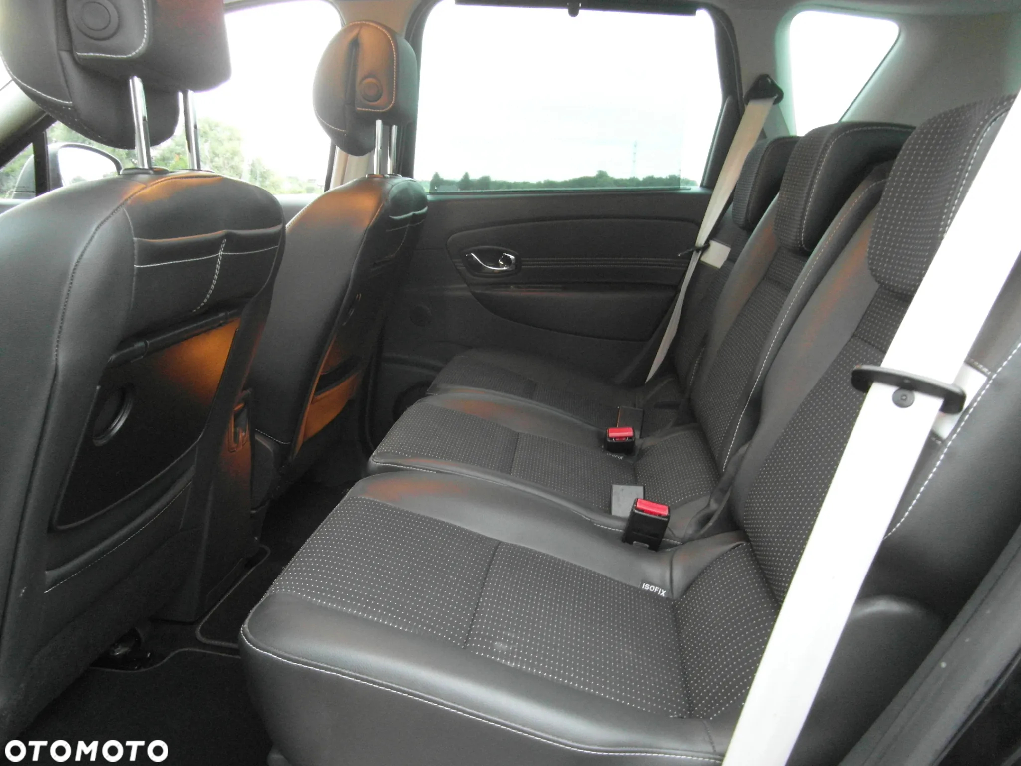 Renault Scenic TCe 130 Bose Edition - 30
