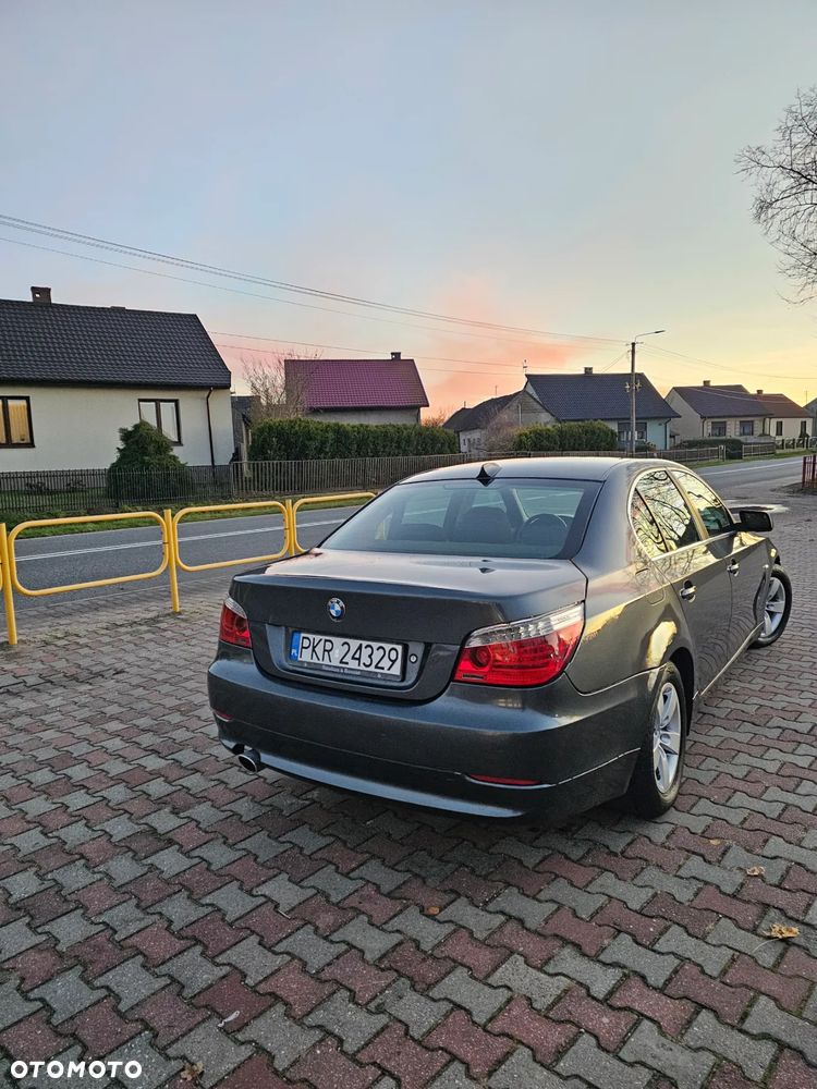 BMW Seria 5 520d Touring - 5