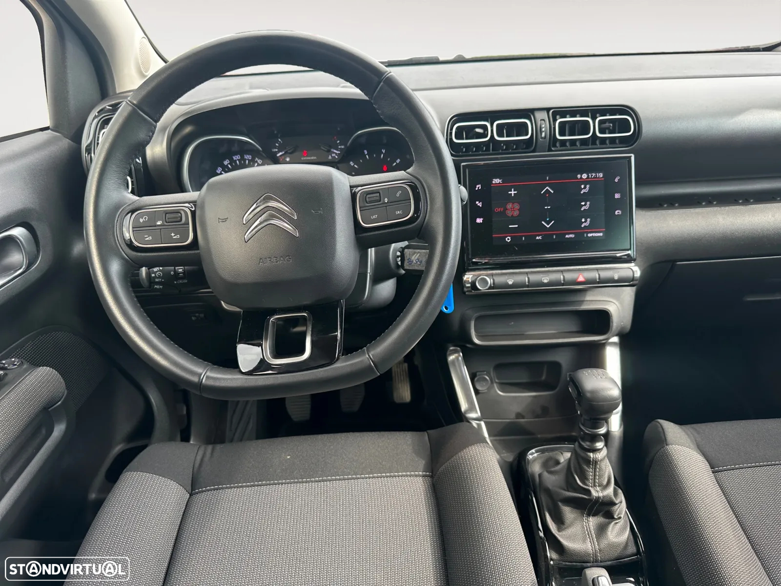 Citroën C3 Aircross 1.2 PureTech Shine - 12
