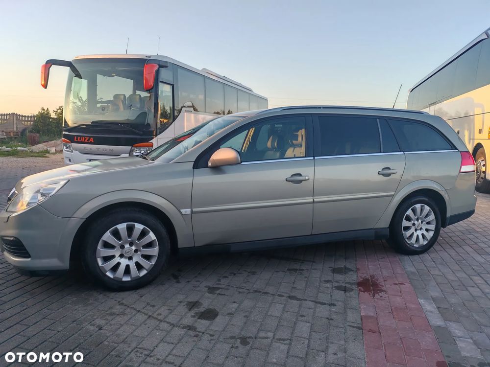 Opel Vectra 1.9 CDTI Cosmo - 7