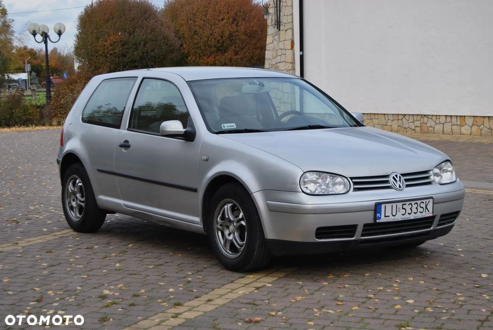 Volkswagen Golf 1.6 Automatik Comfortline - 2