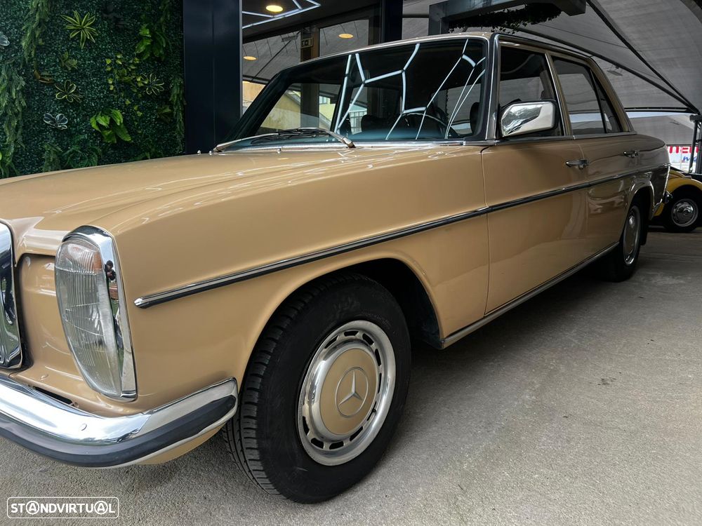 Mercedes-Benz W114/W115 (1968-1974) - 43