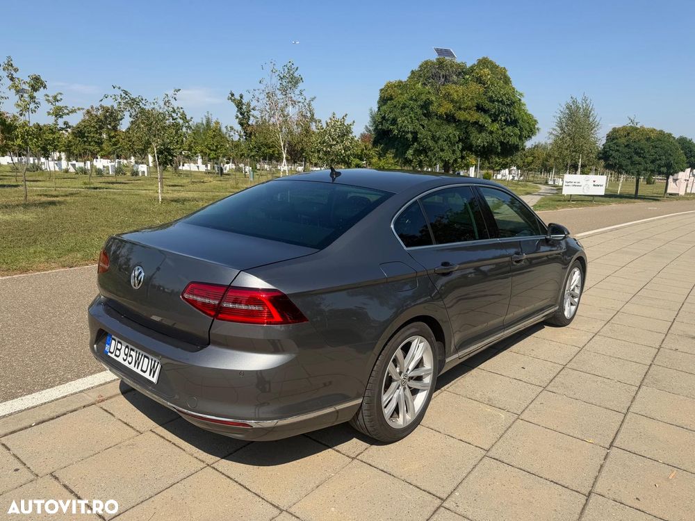Volkswagen Passat 2.0 TDI Highline - 3