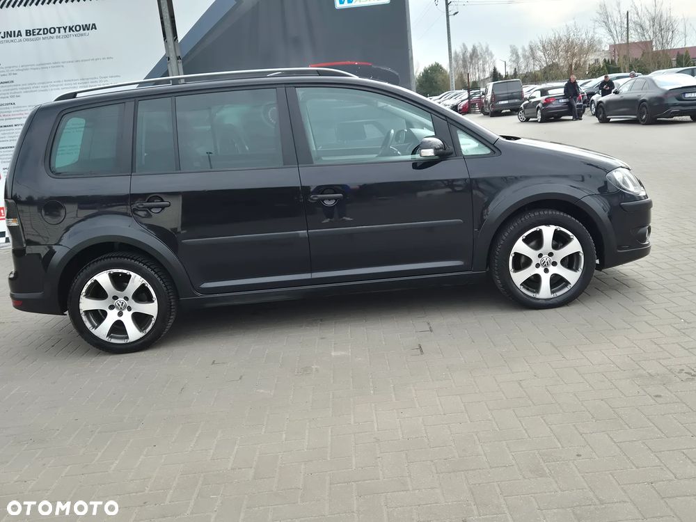 Volkswagen Touran 1.4 TSI Cross - 14
