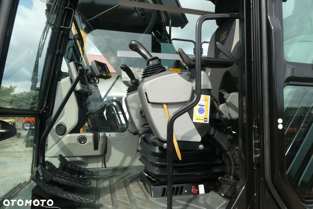 Caterpillar 320EL SYSTEM NIWELACJI LEICA ICON - 20