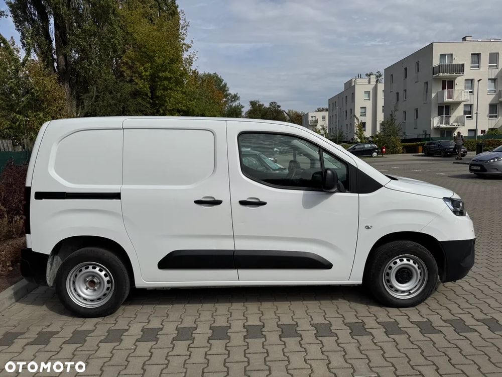 Toyota Proace City - 17