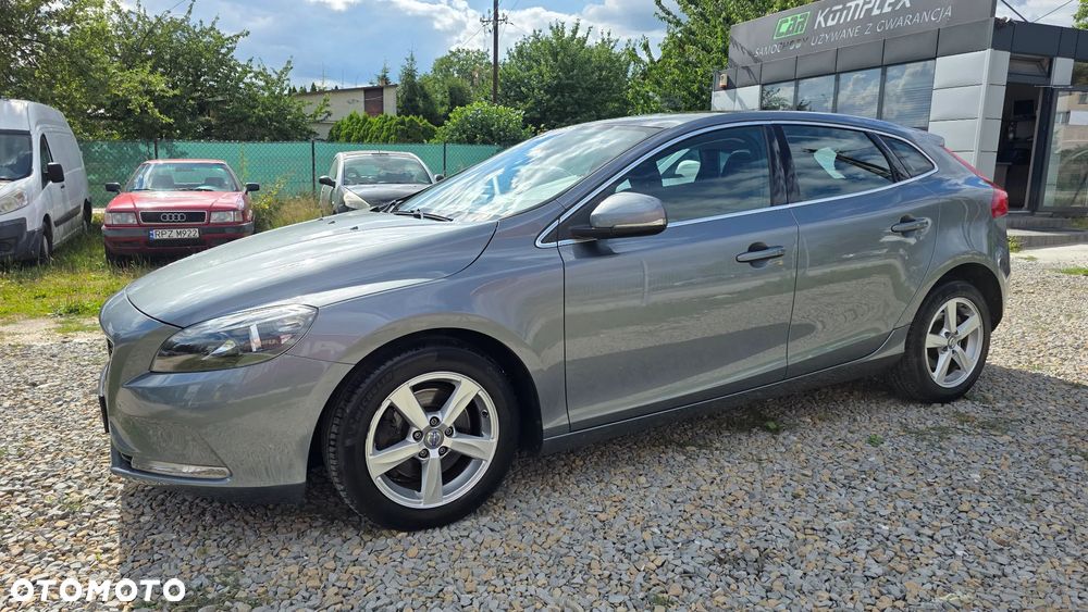 Volvo V40 D2 Kinetic - 2