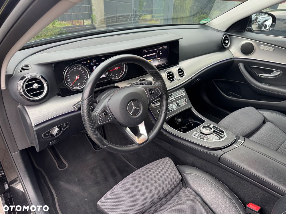 Mercedes-Benz Klasa E 200 d 9G-TRONIC Avantgarde - 16