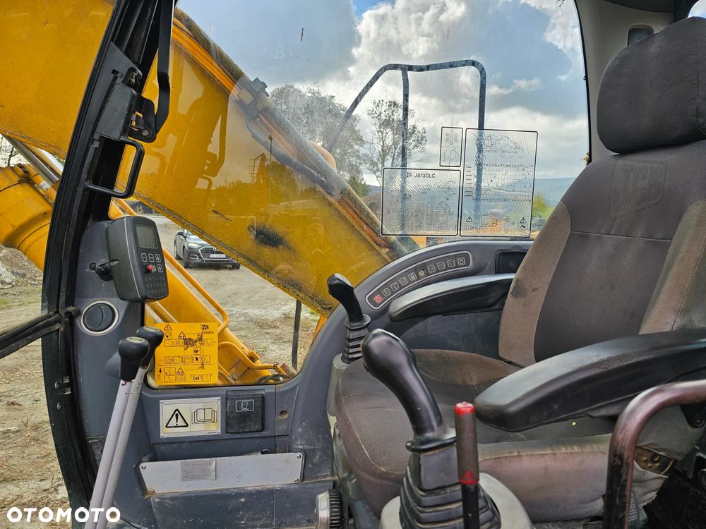 JCB JS 130 - 6